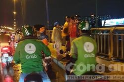 Cô gái có nhiều hình xăm nhảy cầu tự tử ở Sài Gòn
