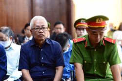 Ông Trần Phương Bình bị DongABank 'níu áo' đòi ngàn tỷ tại tòa