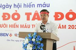 Ngày hội 'Sắc đỏ Tây Đô' tại Cần Thơ tiếp nhận hơn 900 đơn vị máu