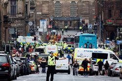Scotland công bố danh tính đối tượng tấn công bằng dao tại Glasgow