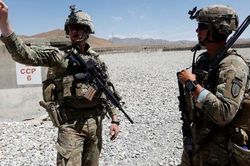 Tờ WSJ: Tình báo Nga trả tiền thưởng để Taliban tấn công lính Mỹ