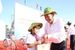 Đoàn viên thanh niên cần đi đầu tham gia giải quyết những vấn đề mới, khó