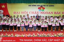 Vũ Quang tuyên dương 120 cháu ngoan Bác Hồ