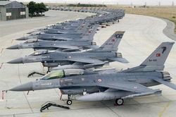 Iraq quyết tâm sớm sở hữu S-400 để 'vít cổ' F-16 Thổ Nhĩ Kỳ