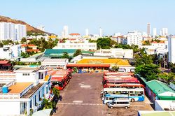 Vận tải hành khách khôi phục chậm