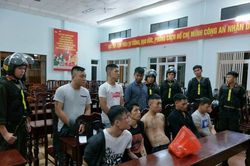 Hé lộ nguyên nhân nhóm côn đồ mang hung khí hỗn chiến trong đêm ở Đắk Lắk