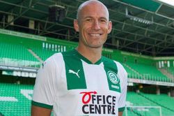 Robben từng gây kinh ngạc ở tuổi 16