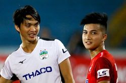 Martin Lo tìm gặp Tuấn Anh sau 60 phút ấn tượng trước HAGL