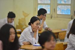Phụ huynh tố bị ép không cho con thi lớp 10 công lập, trường nói gì?