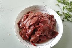 Bỏ qua bước này bảo sao gan lợn xào vừa khô vừa hôi, cả nhà không ai muốn gắp