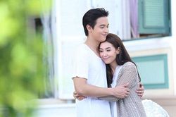 Hết thời gian nghỉ thai sản mà vợ vẫn ở nhà ôm con, tôi bảo gửi con cho bà nội chăm rồi đi làm thì cô ấy nói điều bất ngờ