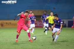 Vì sao Quang Hải ngồi ngoài trong ngày Hà Nội FC bại trận?
