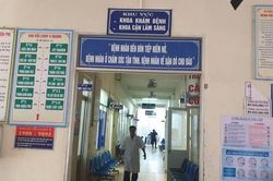 Quảng Bình: Xông vào phòng tiểu phẫu bệnh viện đánh bệnh nhân
