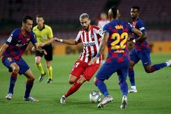Barcelona 2-2 Atletico: Messi cán mốc lịch sử, Barca vẫn hòa như thua