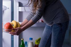 Loại quả ăn nhiều vào buổi tối, da càng trắng, bụng càng phẳng