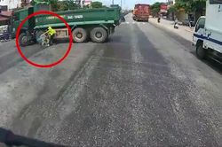Xe ben quay đầu thiếu quan sát, người phụ nữ lại cố 'vớt vát' gây tranh cãi