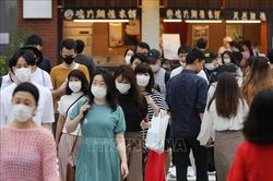 Tokyo ghi nhận số ca mắc COVID-19 cao nhất sau khi dỡ bỏ tình trạng khẩn cấp