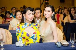Khánh My khoe 'đường cong mướt mắt' với đầm xuyên thấu, đọ dáng cùng đàn chị Lâm Khánh Chi