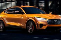 2021 Ford Mustang Mach-E tăng sức mạnh, giao hàng cuối năm nay