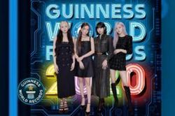 Khoảnh khắc khiến BLINKS được dịp nở mũi: BLACKPINK rực sáng trên trang chủ của GUINNESS