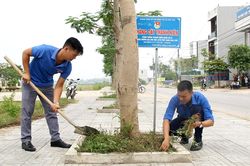 Tuổi trẻ thị xã Phú Thọ chung tay bảo vệ môi trường