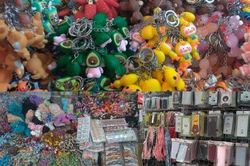 Du lịch Hà Nội: Không chỉ săn đồ giá 'hời', bạn còn có thể 'cá kiếm' khi ghé thăm chợ sỉ