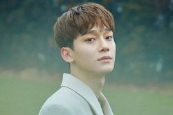Trong thế giới fangirl: Ngày người em thương kết hôn, em đã khóc nhưng rồi lại cười