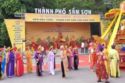 Thanh Hóa: Độc đáo Lễ hội Bánh Chưng – Bánh Giầy Sầm Sơn 2020