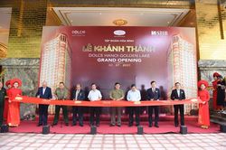 Khai trương khách sạn dát vàng Hà Nội Golden Lake