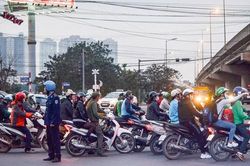 Thu 24 tỷ đồng tiền phạt vi phạm ATGT, trật tự đô thị tại Hà Nội