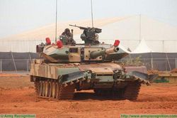 Arjun Mk II, siêu tăng đầy đau khổ của Ấn Độ