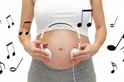 Giờ 'vàng' cho thai nhi nghe nhạc, kích thích não của bé phát triển tốt nhất: Muốn con thông minh, mẹ bầu cần biết