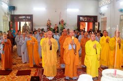 Đồng Tháp : Phật giáo Sa Đéc cúng dường trường hạ
