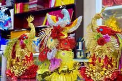 Hơn 6 thập kỷ gìn giữ nghề đóng oản giữa lòng Hà Nội