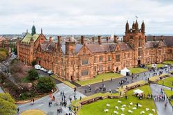 Học sinh các trường THPT chuyên tại Việt Nam được xét tuyển thẳng vào Đại học Sydney