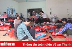 Hội viên phụ nữ xã Hoằng Hà phát triển nghề thủ công mỹ nghệ