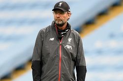 Thua tan nát Man City, HLV Klopp vẫn khen Liverpool hết lời