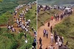 Hàng nghìn người dân Trung Quốc đổ lên núi vì tiếng 'rồng gầm rú'