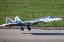 Bulgaria Military: Ấn Độ sẵn sàng từ bỏ Su-57 để ủng hộ F-35