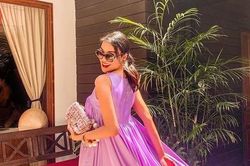 Lan Khuê, Hoa hậu Phương Khánh mê mẩn kiểu đầm tùng xòe ngọt như kẹo
