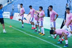 Trực tiếp bóng đá Viettel vs Hà Nội: Văn Quyết và đồng đội sẽ vượt khó?