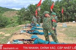 'Chính quy hóa' lực lượng chiến sỹ 'sao vuông' ở Vũ Quang