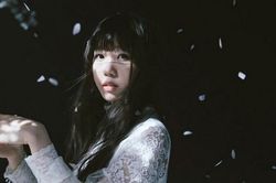 Trong thế giới fangirl: Aimer là một vì sao xa, rọi xuống thế giới mình những dịu dàng