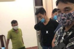 Bắt 02 đối tượng nghi vận chuyển heroin và ma tý đá qua biên giới Tây Nam