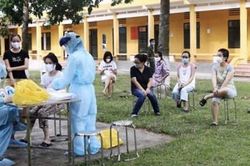 14 trường hợp cách ly tại Thanh Hóa mắc COVID-19