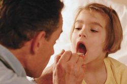 Người bị bệnh bạch hầu nên ăn và cần kiêng kỵ những món nào?