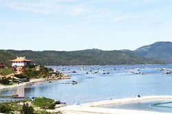 Đẩy mạnh thu hút đầu tư vào bắc Vân Phong