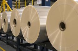 Bộ Công Thương tổ chức tham vấn công khai vụ điều tra chống bán phá giá sản phẩm plastic nhập khẩu