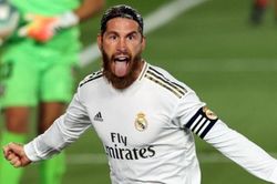 Sergio Ramos và những hậu vệ ghi bàn nhiều nhất lịch sử bóng đá