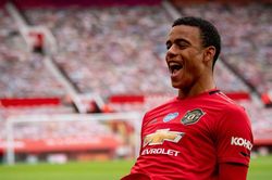 Greenwood giúp MU tránh vết xe đổ của Pogba